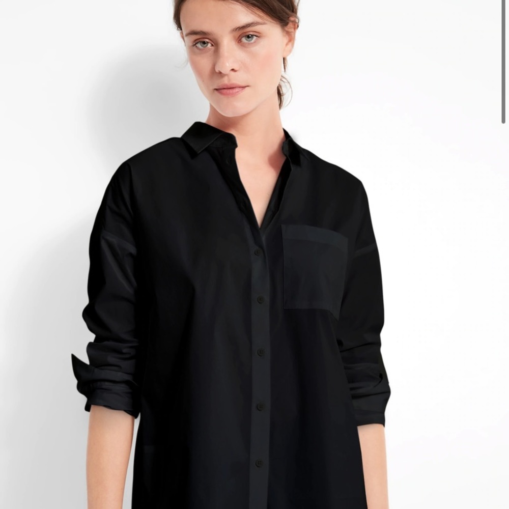 BANANA REPUBLIC BLACK BUTTON DOWN BLOUSE 🖤